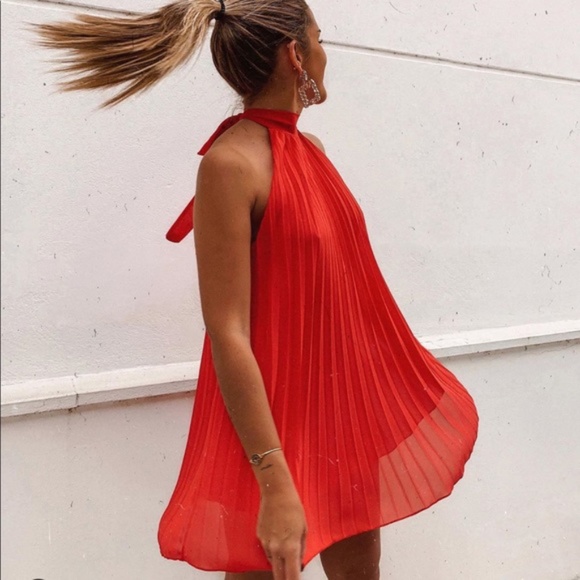 Zara Tops - NWT Zara Red Pleated Top With Tie Closure